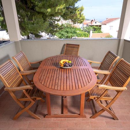 Villa Dalmatia Apartments Бол Экстерьер фото
