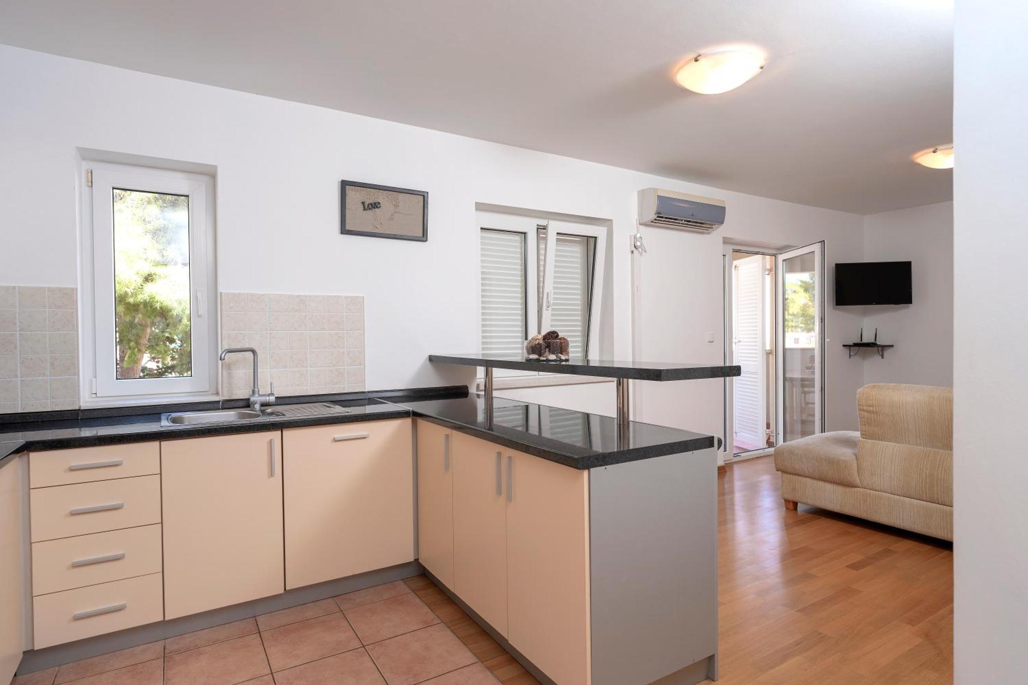 Villa Dalmatia Apartments Бол Экстерьер фото